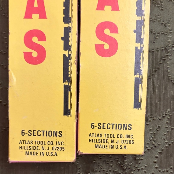 Ho Model Life like Train Cars and Atlas tracks in packaging - Picture 8 of 11